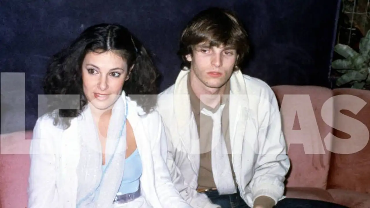 Así presentó Miguel Bosé a su primera novia, Ana Obregón, a la revista Lecturas: "Una vez una fan de él me propinó un soberano puñetazo en toda la cara"