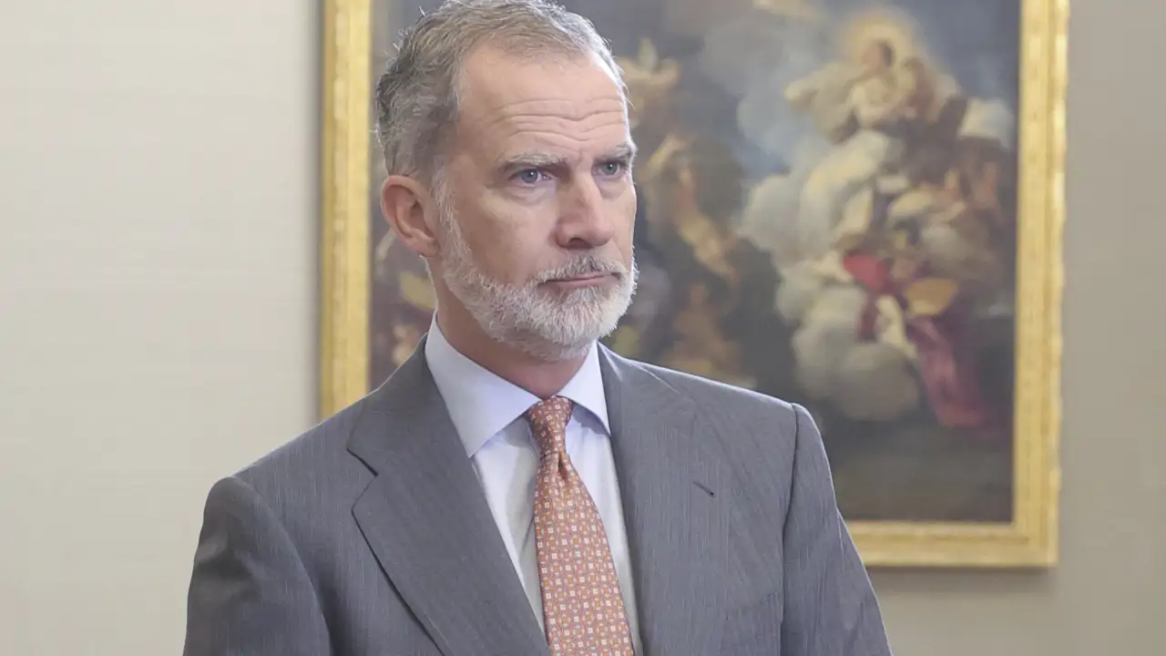 El rey Felipe VI se salta el protocolo por un motivo de peso relacionado con una mujer de su pasado