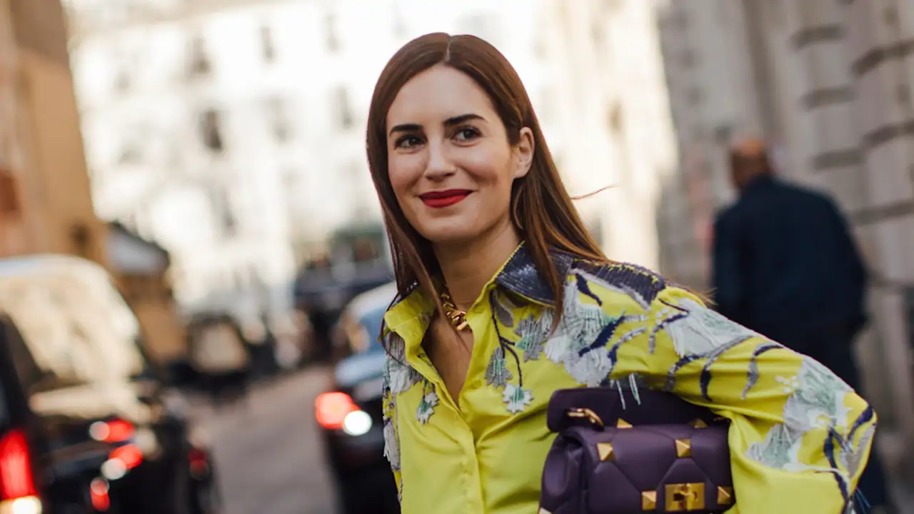 Blusa con estampado de flores