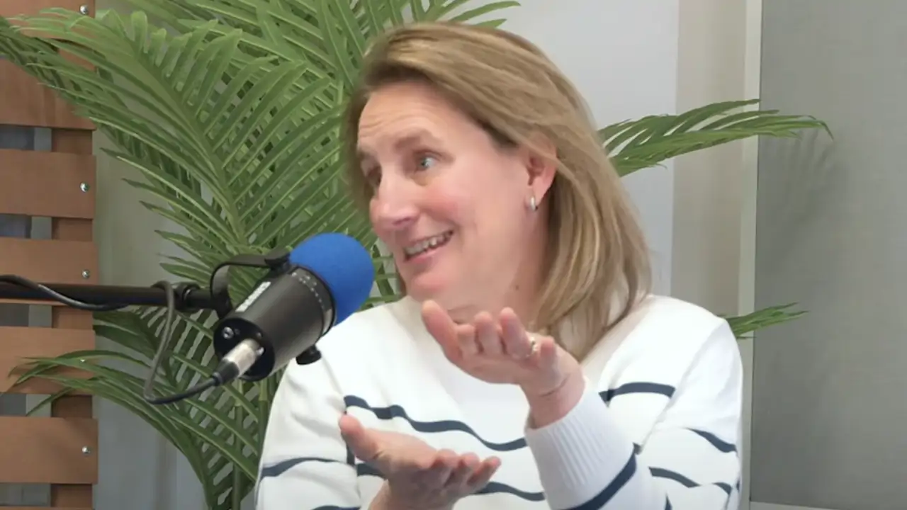 Natalia de Santiago, experta en finanzas: "En España te dicen cuál va a ser tu pensión y da miedito. No es que no la vayas a cobrar, pero va a ser peor"