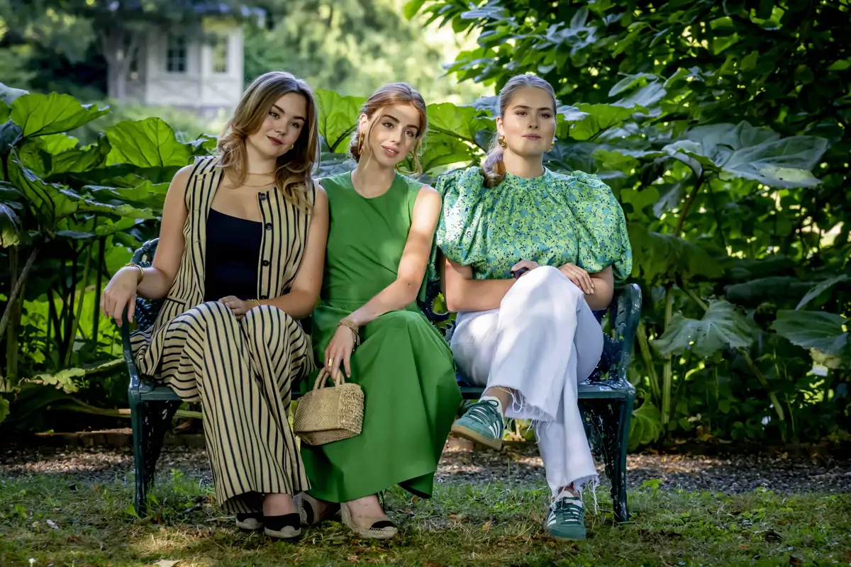 Ariane, Alexia y Amalia de Holanda