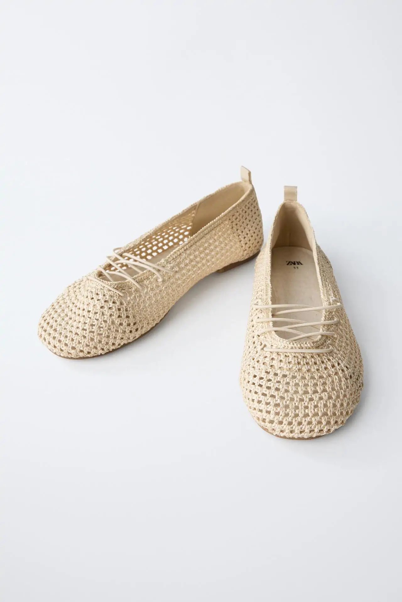 Con cordones