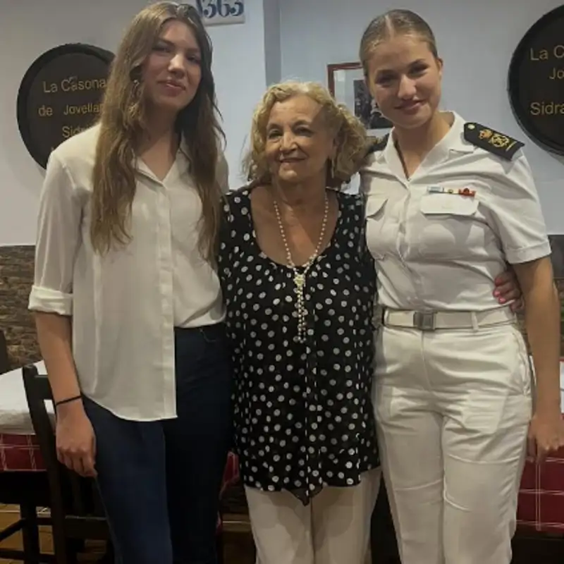 La imagen más esperada de la princesa Leonor con la infanta Sofía tras nueve meses sin estar la Familia Real al completo