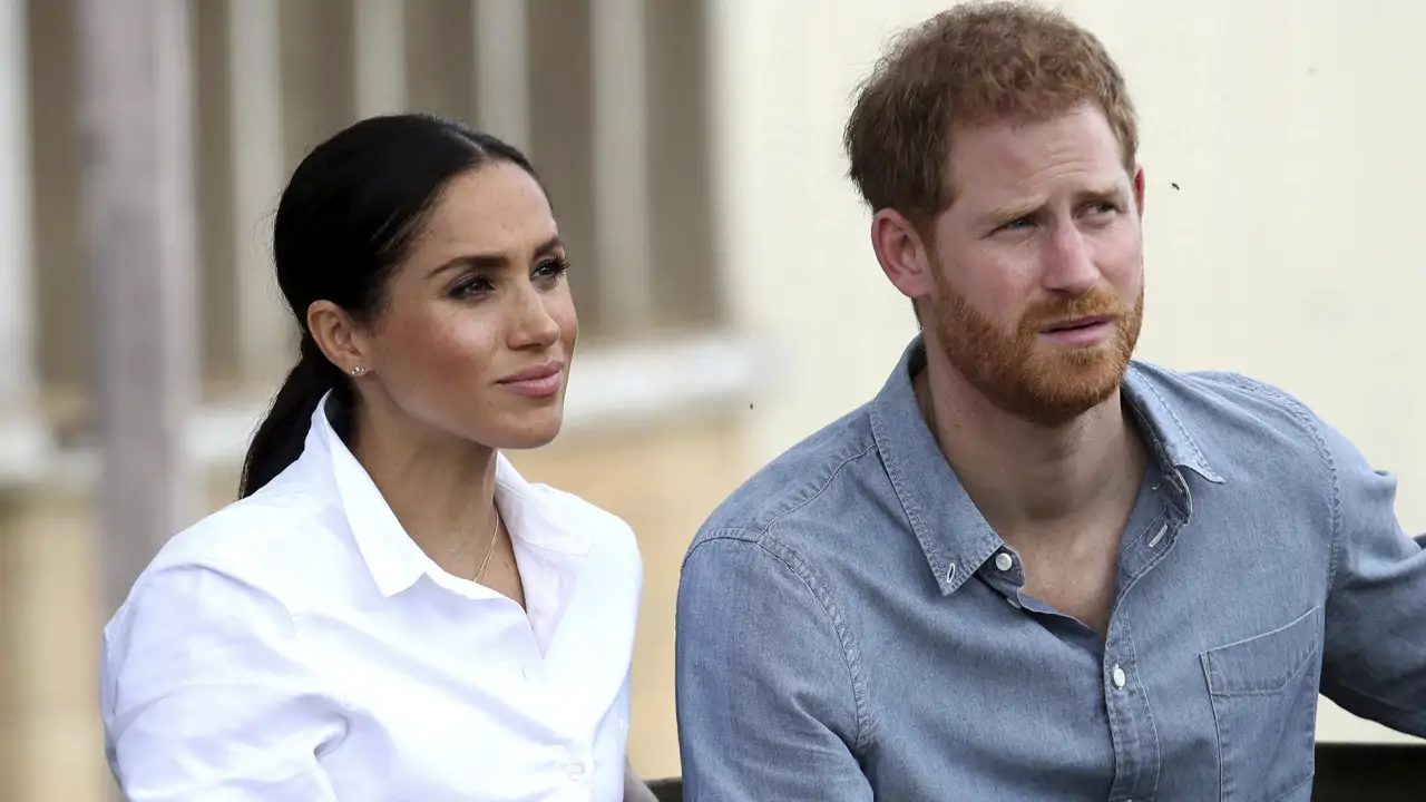 Un experto real revela el motivo por el que la Casa Real británica nunca perdonará al príncipe Harry y Meghan Markle: “Un poco miserables”