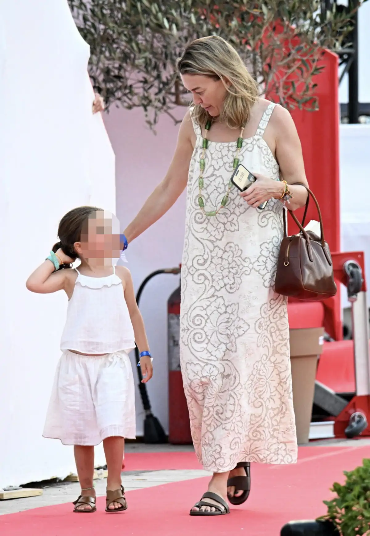Marta Ortega y su hija Matilda