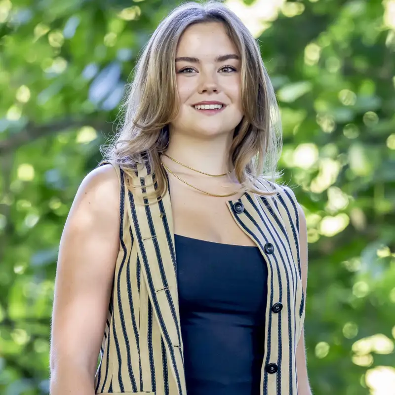 Ariane de Holanda sigue los pasos de la infanta Sofía: la histórica tradición con la que ha celebrado su graduación del UWC Adriático