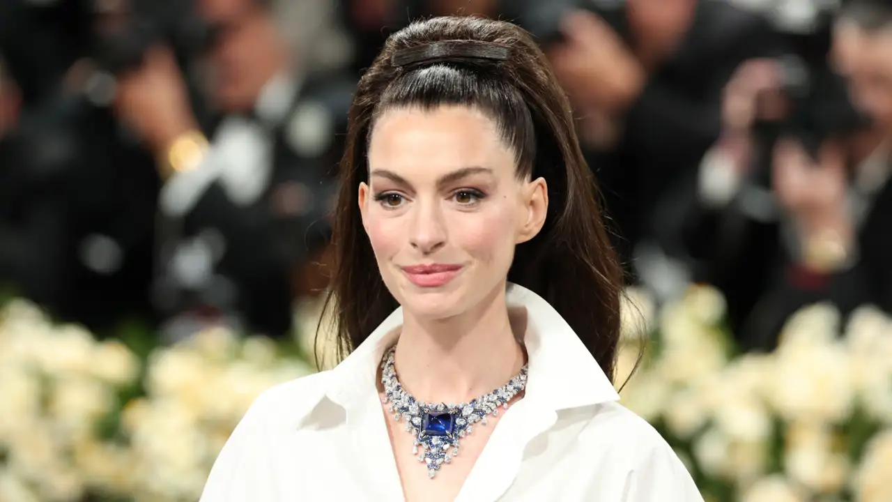Anne Hathaway
