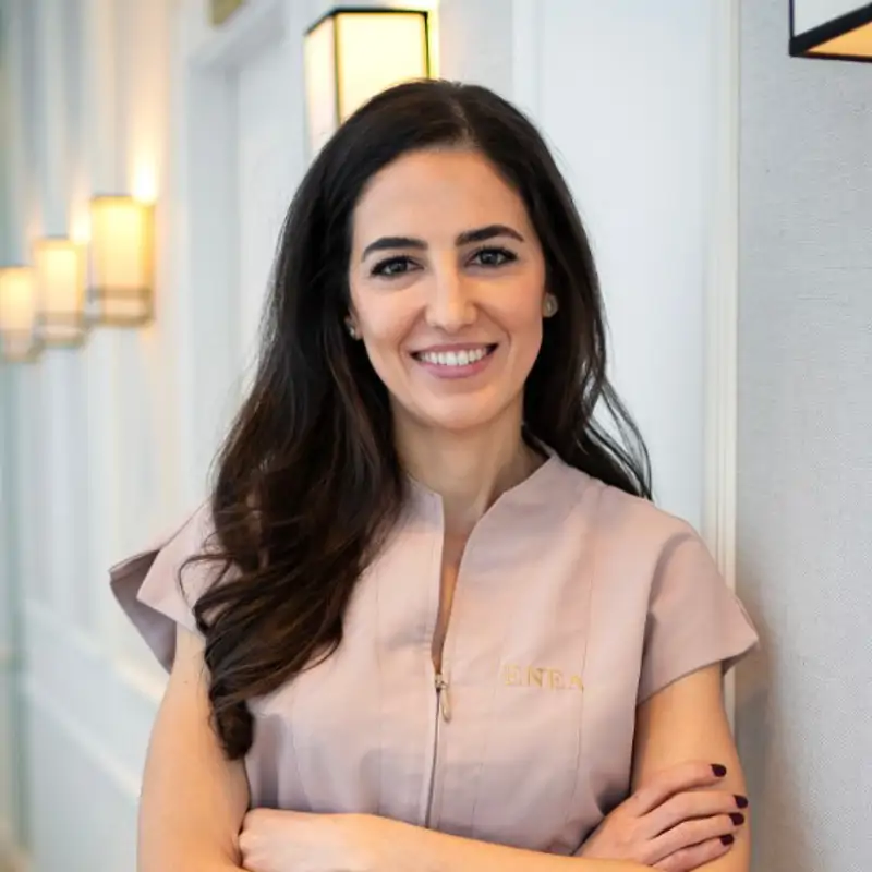 Luisa Martos, dermatóloga, advierte: "Las quemaduras solares repetidas son un factor de riesgo para desarrollar cáncer de piel”