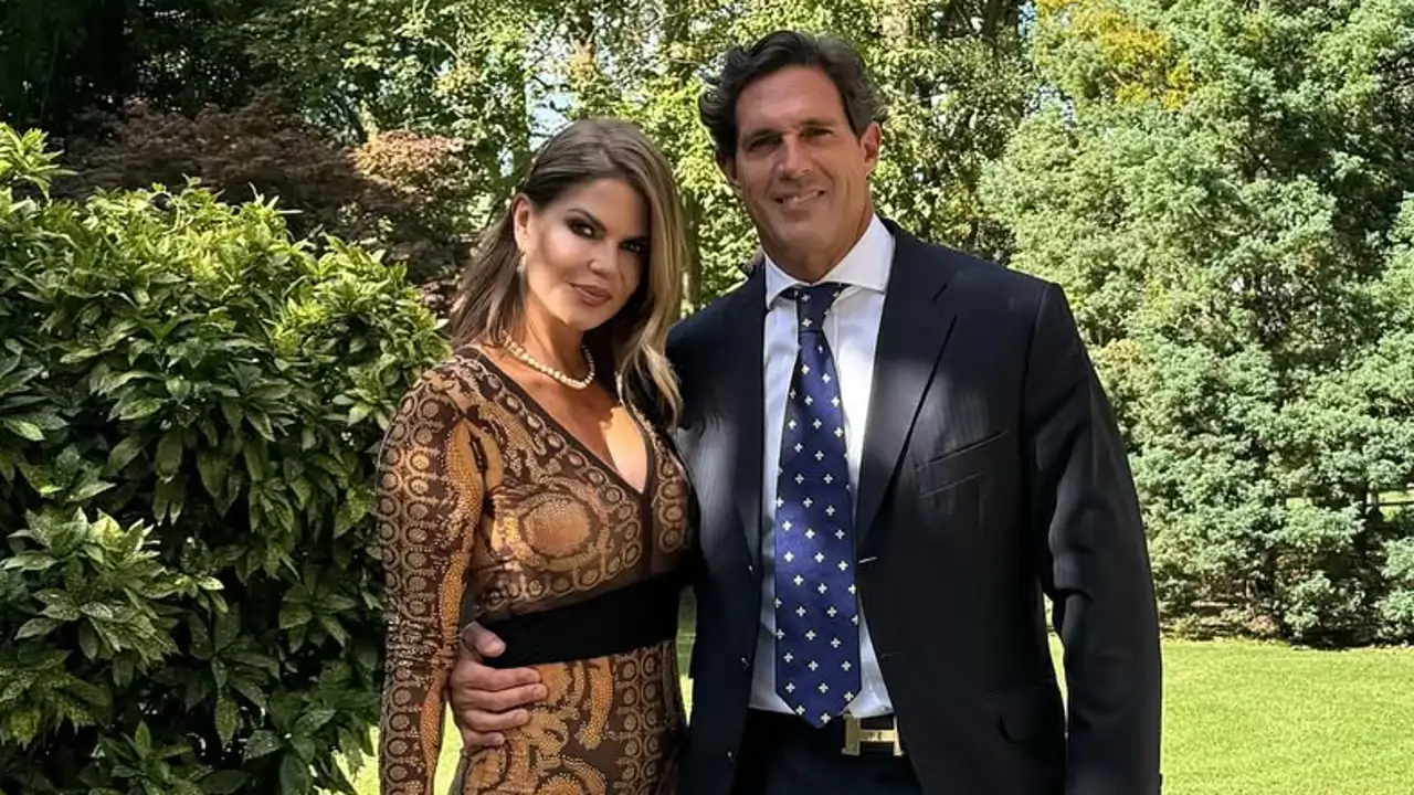 Makoke y su novio Gonzalo ponen rumbo al idílico destino que han escogido para sus vacaciones de verano antes de su gran boda