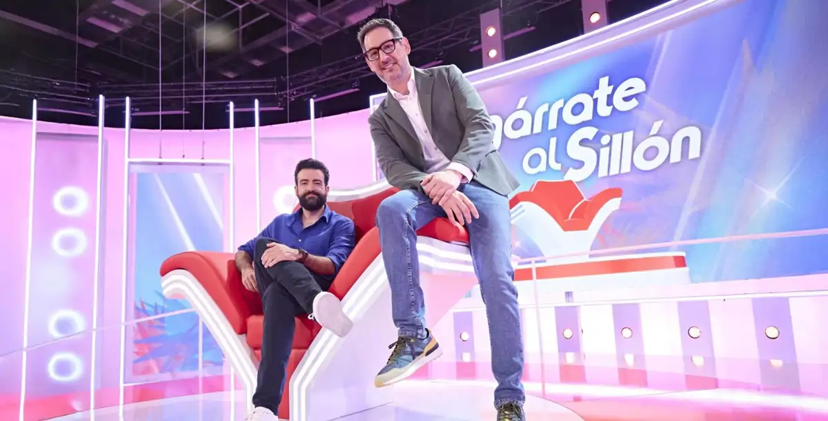Agarrate al sillón