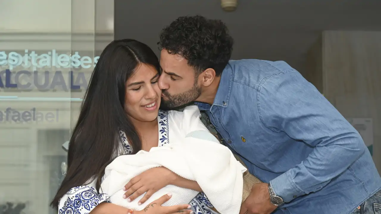 Isa Pantoja y Asraf Beno dan la última hora sobre su hijo tras revelar su problema de salud y visitar a la especialista: "Nos vamos con muchos consejos"