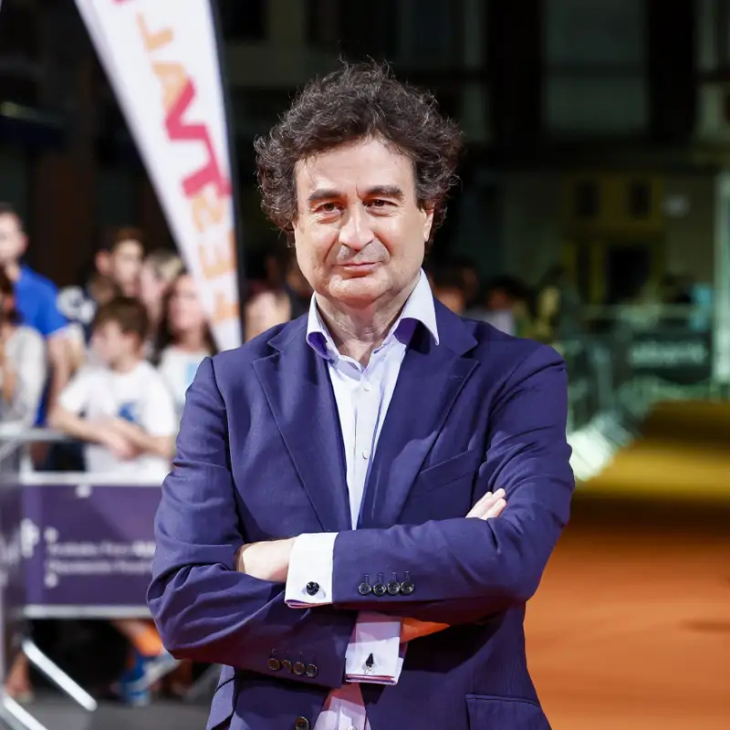 Pepe Rodríguez ('MasterChef'), muy emocionado, abre el álbum de la graduación de su hija: "A disfrutar de lo conseguido y de lo que queda por venir"