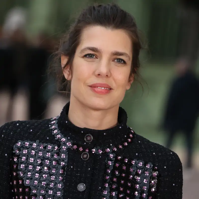 Carlota Casiraghi (38 años) sobre su faceta de estudiante: “Nunca sabemos qué nos espera, así que debemos mantener la mente abierta y seguir nuestros deseos”