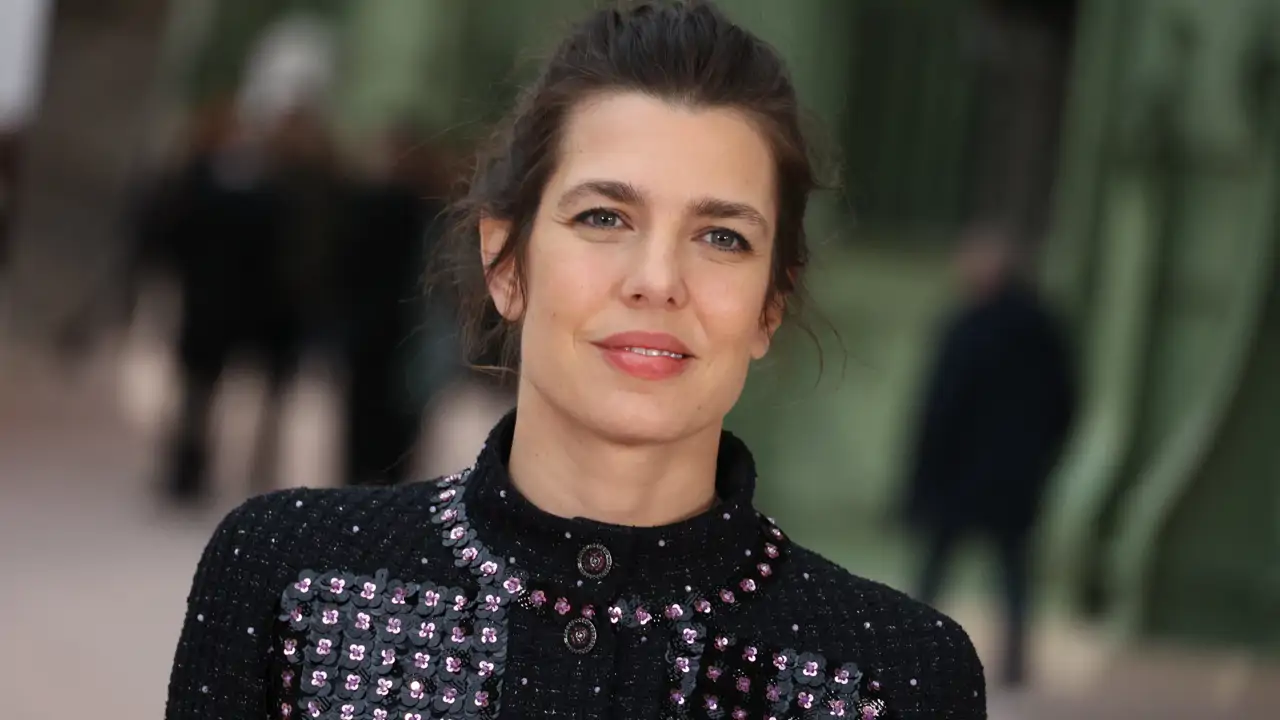 Carlota Casiraghi (38 años) sobre su faceta de estudiante: “Nunca sabemos qué nos espera, así que debemos mantener la mente abierta y seguir nuestros deseos”