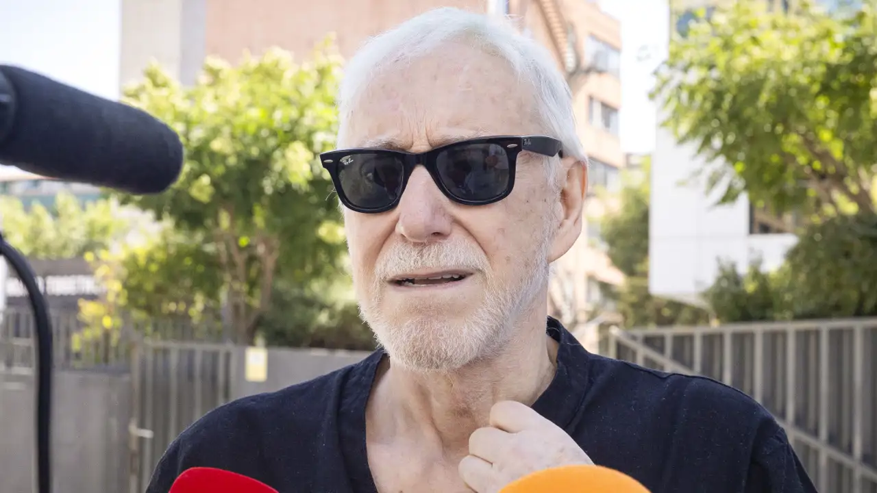 Josep María Mainat, destrozado en el último adiós a Toni Cruz: "Estoy jodido, era más que un amigo"