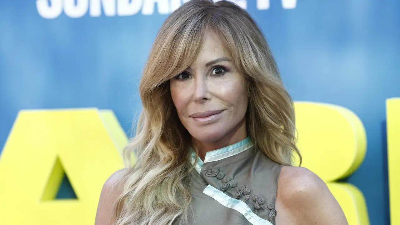 Lara Dibildos comunica su sorprendente decisión tras la polémica de Álvaro Muñoz Escassi: “Yo no soy la defensora”