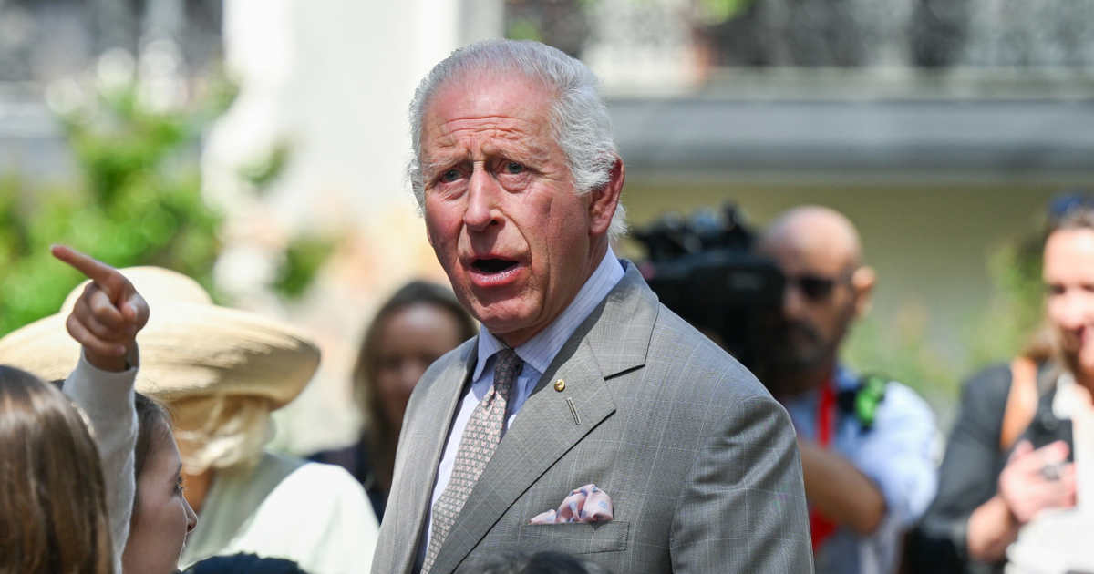 Preocupación por el rey Carlos III por un detalle de su última aparición con el que ha levantado sospechas sobre su salud