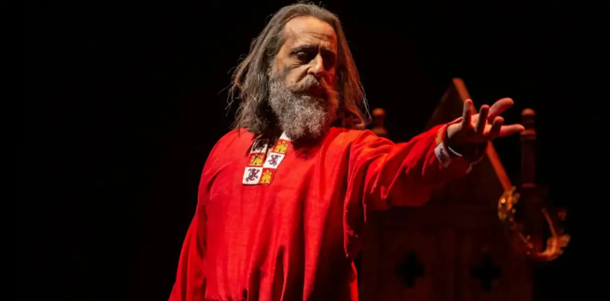 El actor Jesús Lozano sufre una parada cardiorrespiratoria a los 55 años en  plena función: “Su corazón se detuvo”