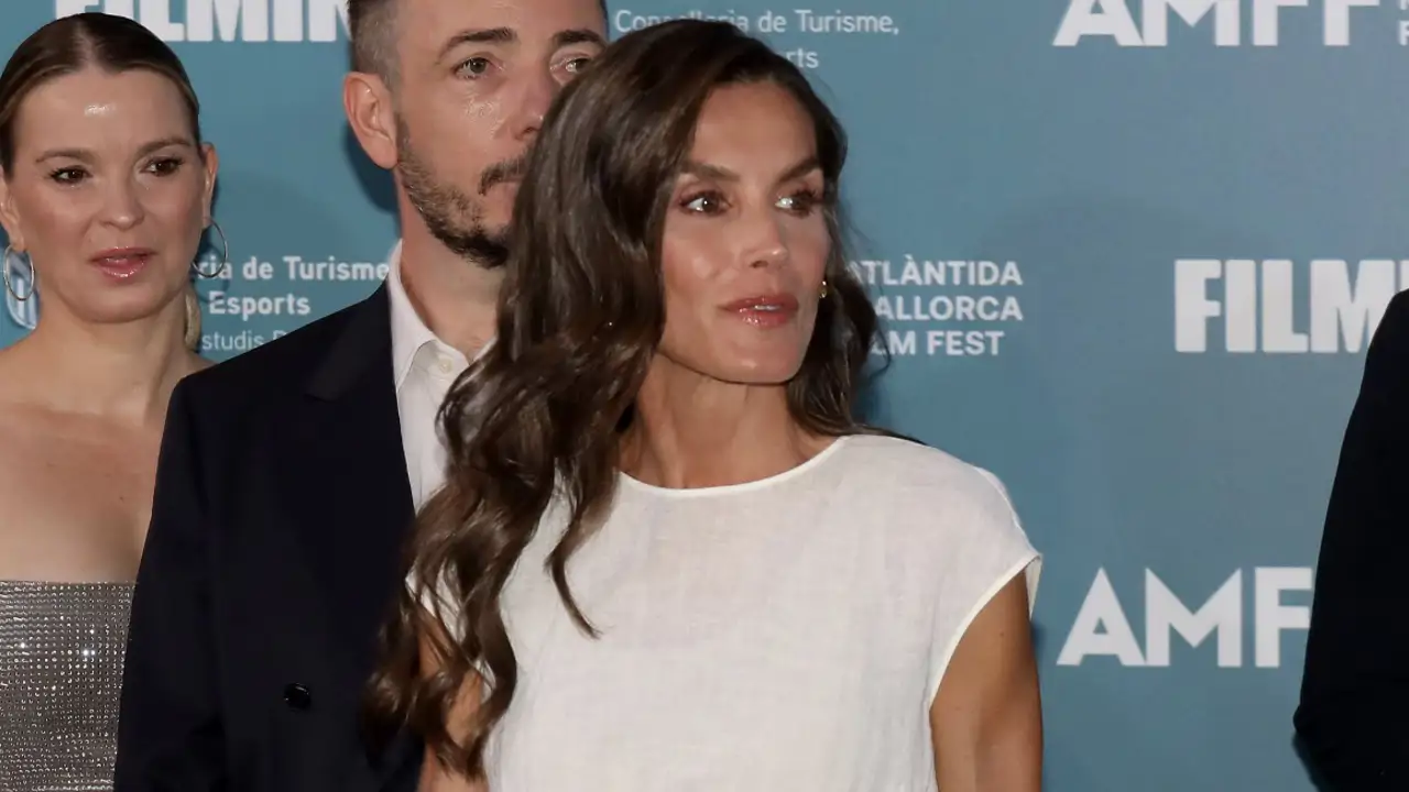 La reina Letizia hace récord en su gran noche en Mallorca: de su encuentro  con C Tangana a su despedida más agridulce