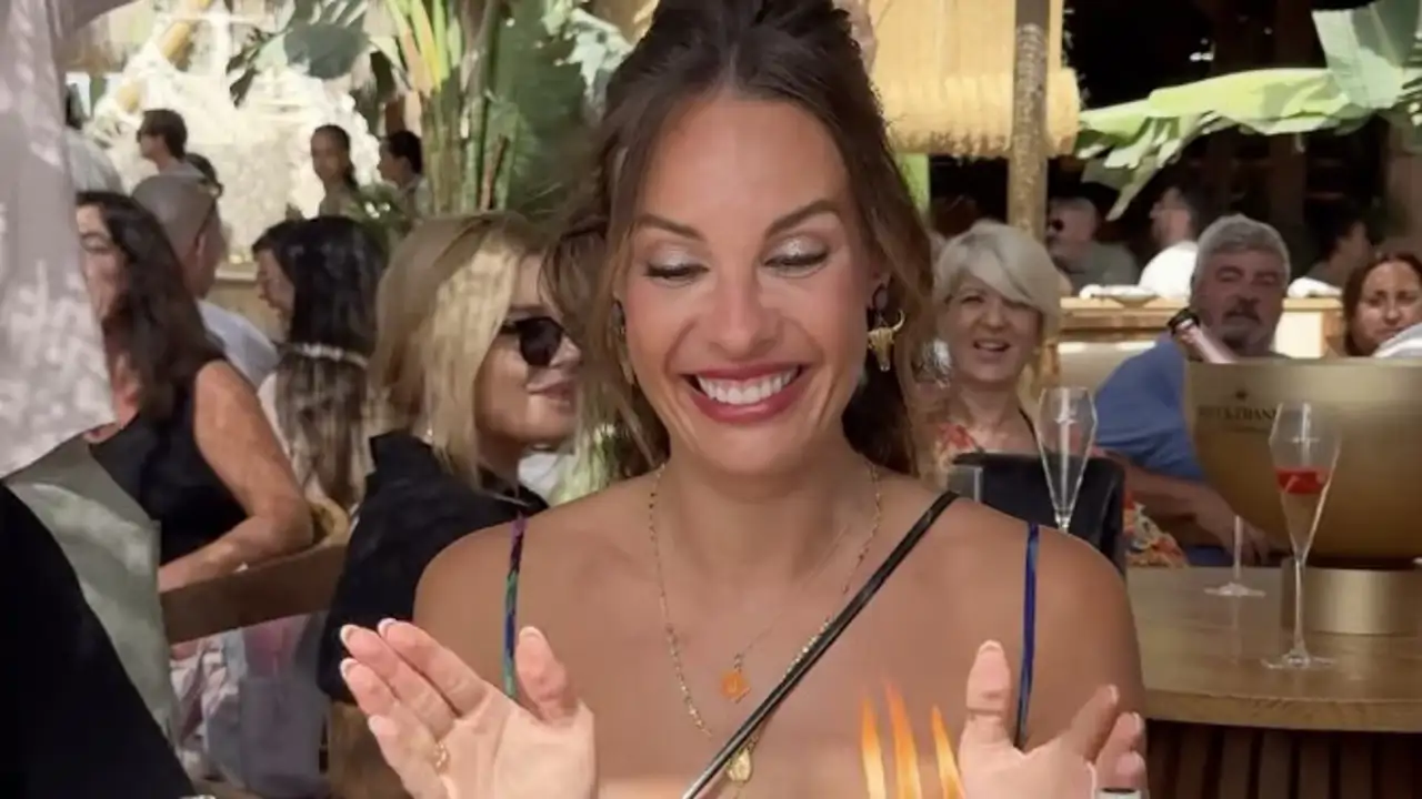 La espectacular fiesta de cumpleaños antes de 'Supervivientes All Stars' de Jessica  Bueno: "Han sido seis meses de crecimiento personal"