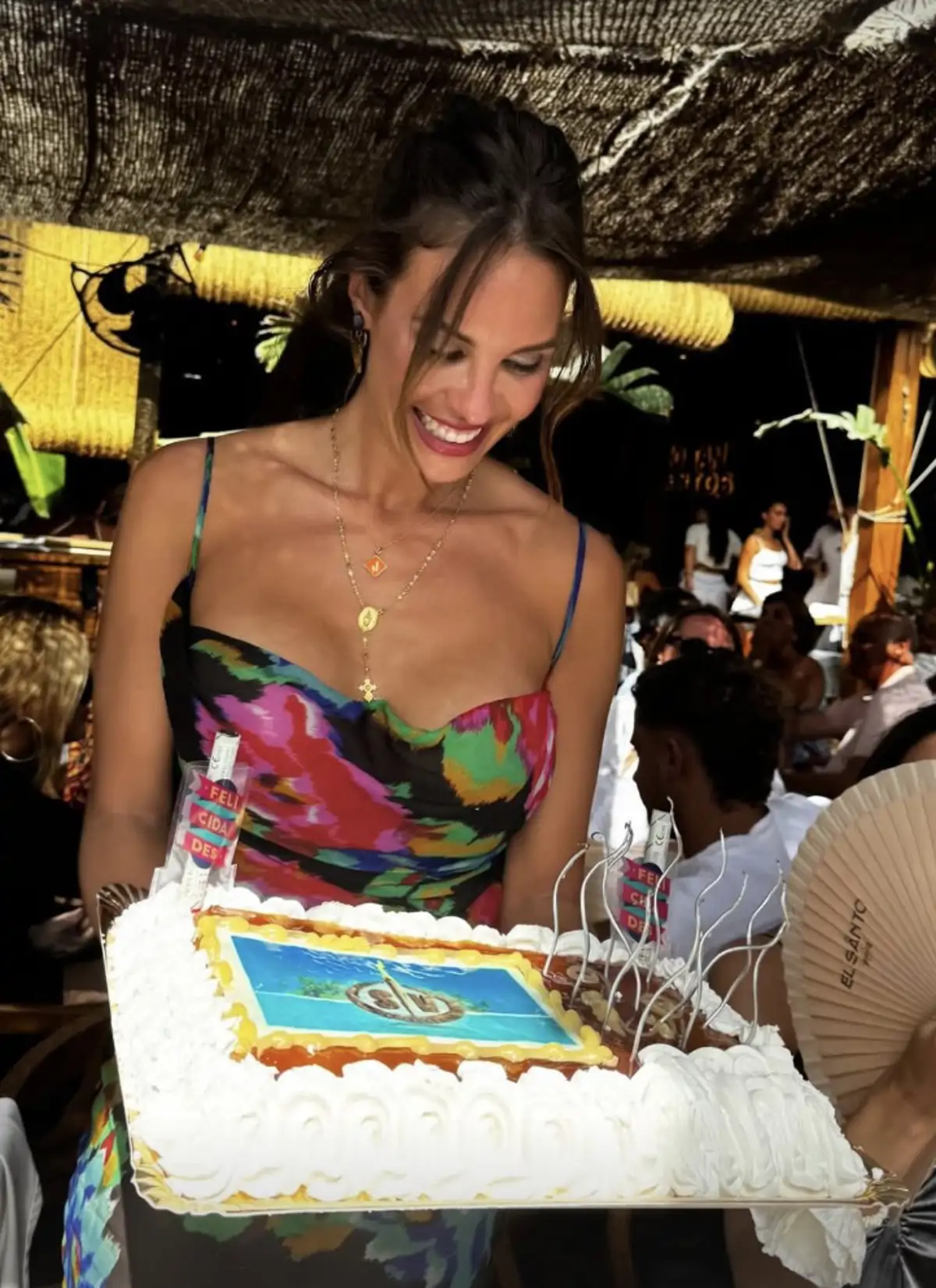La espectacular fiesta de cumpleaños antes de 'Supervivientes All Stars' de Jessica  Bueno: "Han sido seis meses de crecimiento personal"