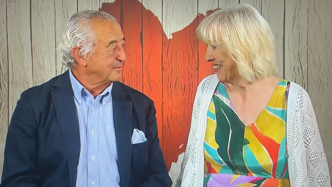 Ane Catherin, una bruja celta, lanza un hechizo de amor a su cita en 'First Dates': "No quiero un bruto, ya tuve uno y no quiero más de eso"
