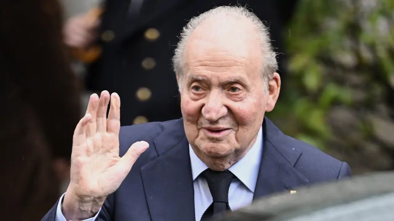 Pilar Eyre, experta en Casa Real, desvela lo que habría cobrado el rey Juan  Carlos por sus memorias