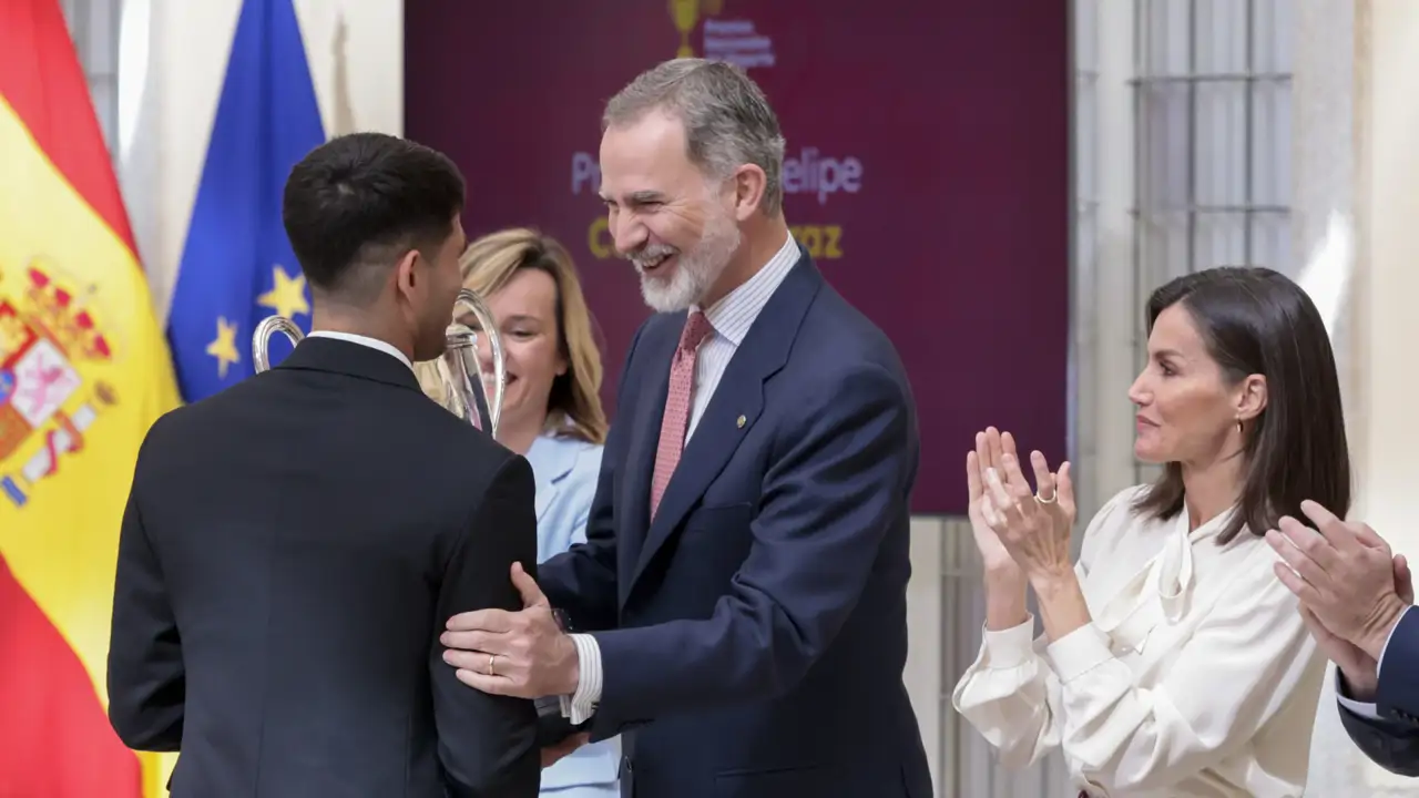 Los reyes Felipe y Letizia envían un bonito mensaje a Carlos Alcaraz tras  su victoria en el US Open: "Enorgullece a todo el deporte español"