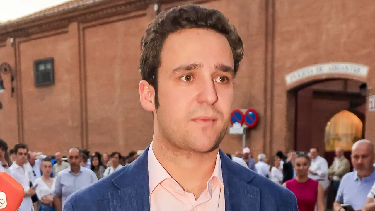 hushed conversation in twilight